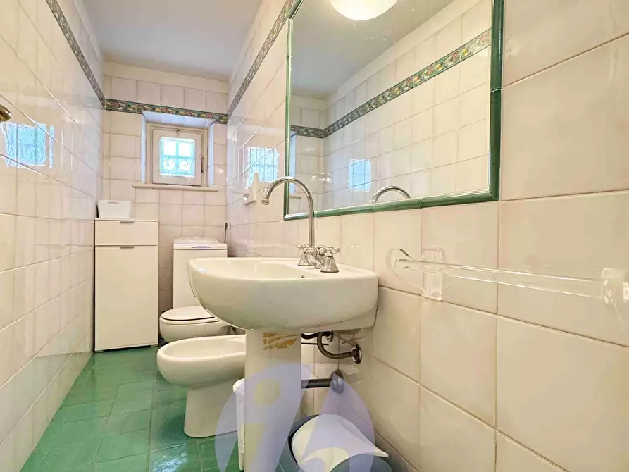 Immagine 16 di Casa bifamiliare in vendita  a Pietrasanta