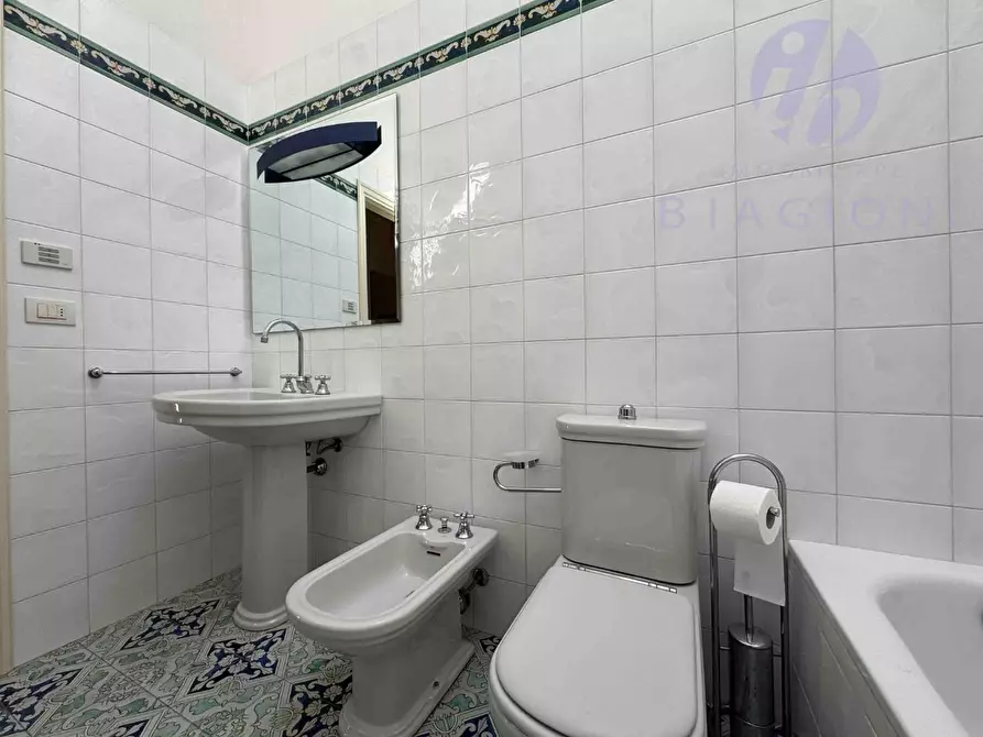 Immagine 33 di Casa bifamiliare in vendita  a Pietrasanta