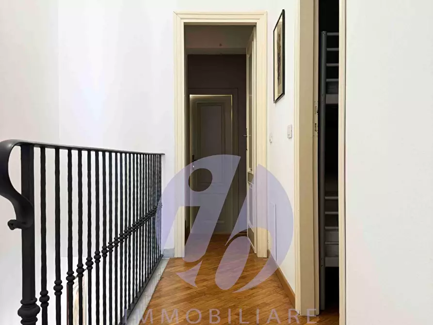 Immagine 25 di Casa bifamiliare in vendita  a Pietrasanta