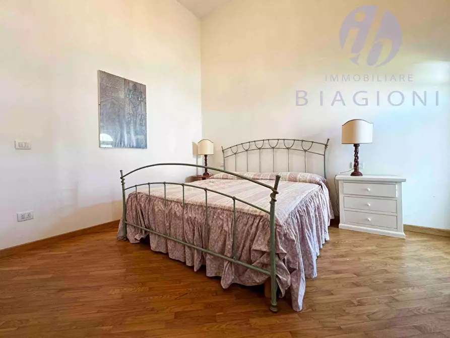 Immagine 29 di Casa bifamiliare in vendita  a Pietrasanta