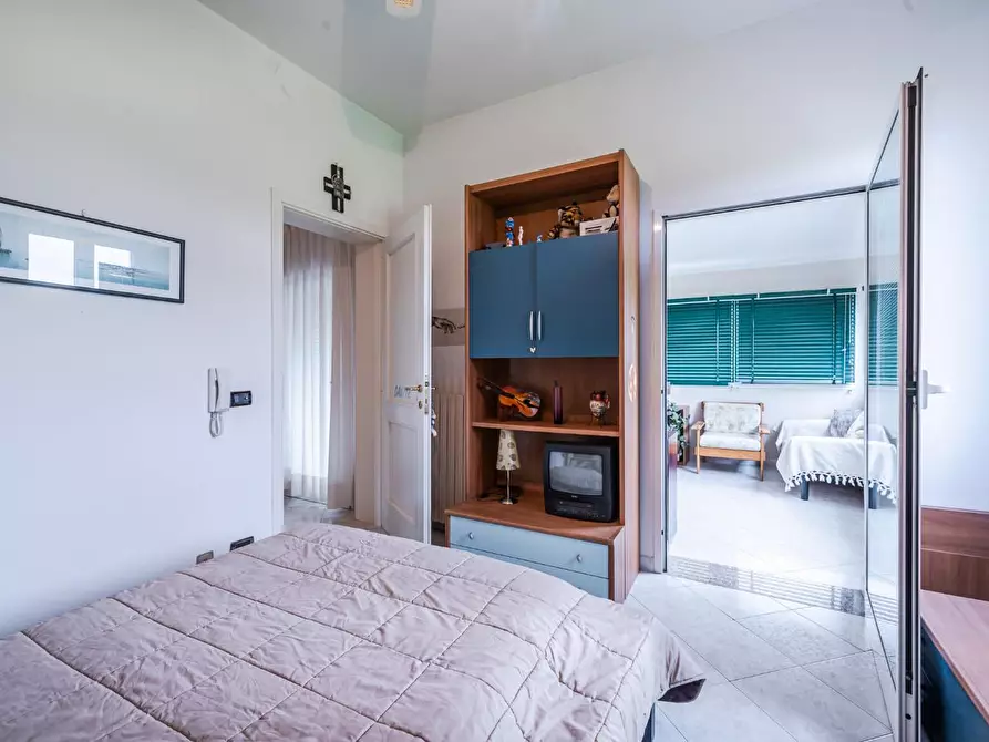 Immagine 27 di Casa indipendente in vendita  a Reggio Nell'emilia