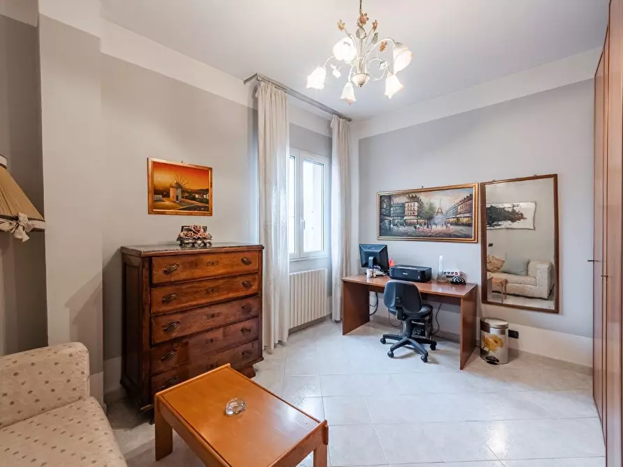 Immagine 28 di Casa indipendente in vendita  a Reggio Nell'emilia