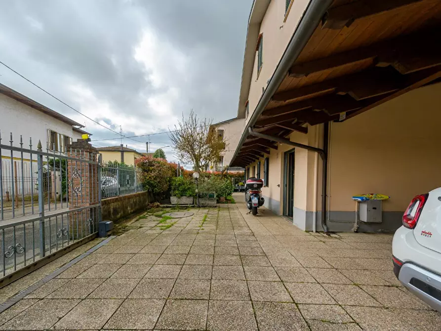 Immagine 33 di Casa indipendente in vendita  a Reggio Nell'emilia