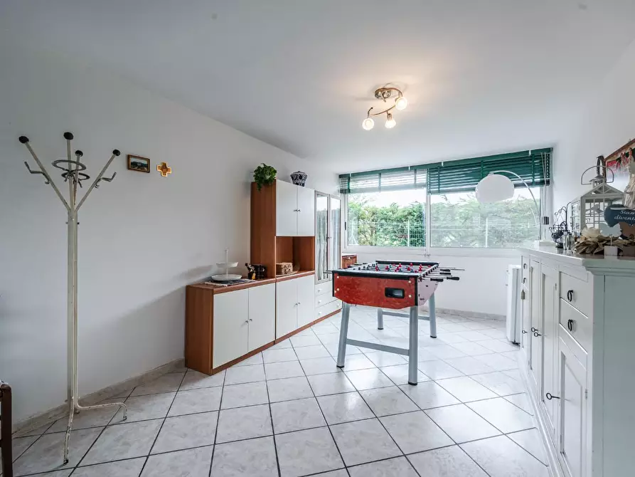 Immagine 9 di Casa indipendente in vendita  a Reggio Nell'emilia