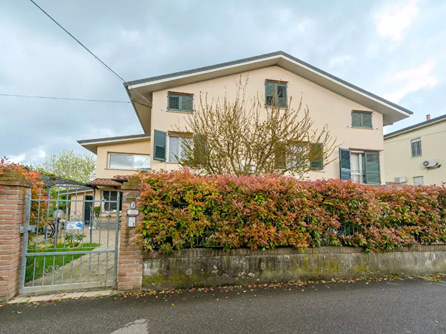 Immagine 38 di Casa indipendente in vendita  a Reggio Nell'emilia