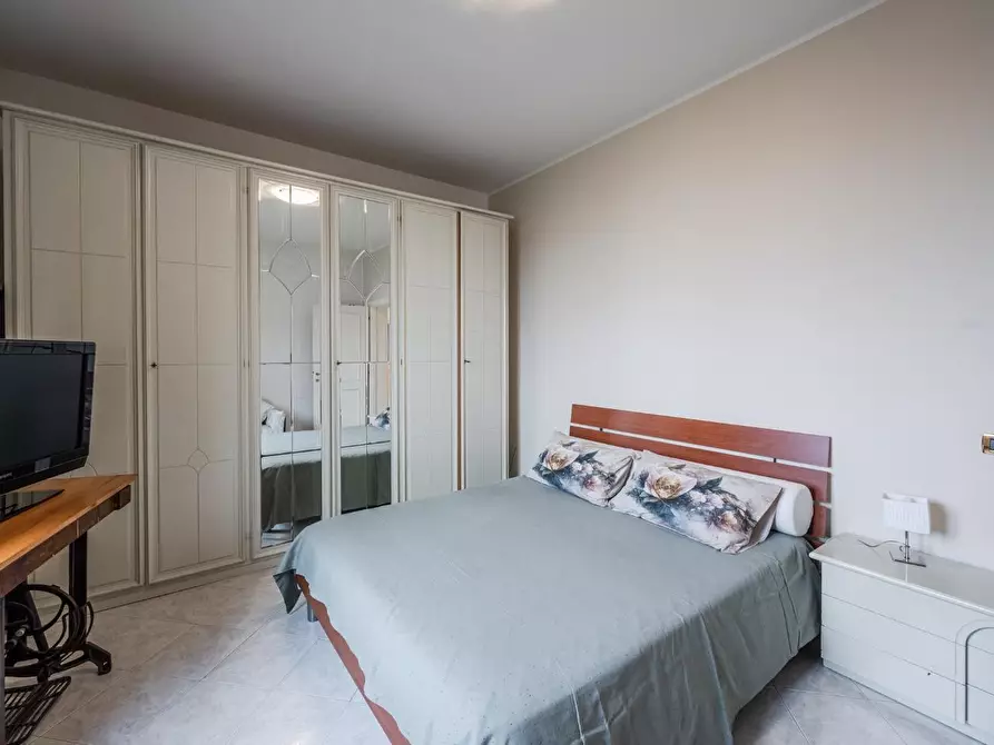 Immagine 18 di Casa indipendente in vendita  a Reggio Nell'emilia