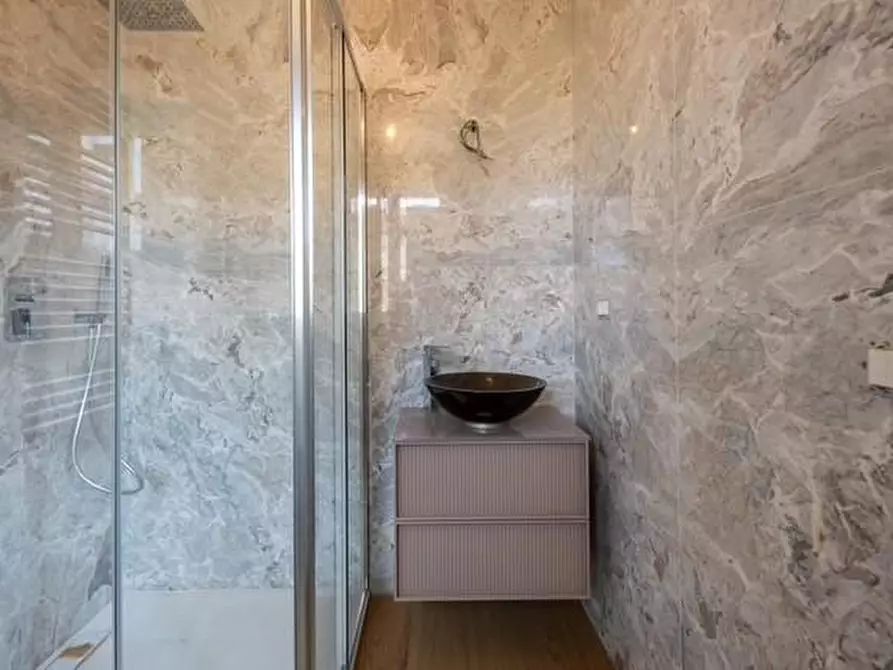 Immagine 21 di Villa in vendita  a Forte Dei Marmi