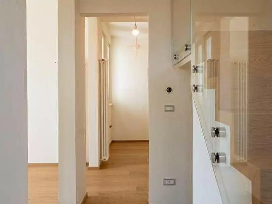 Immagine 7 di Villa in vendita  a Forte Dei Marmi