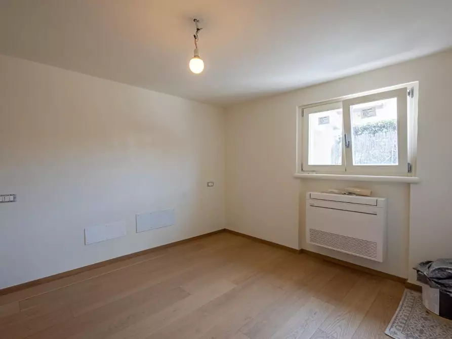 Immagine 14 di Villa in vendita  a Forte Dei Marmi