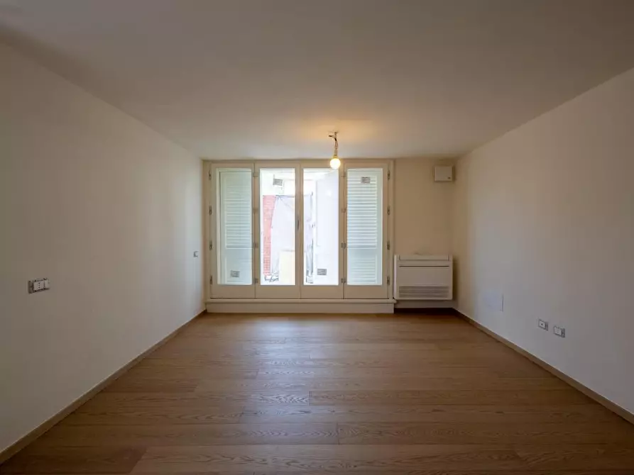 Immagine 15 di Villa in vendita  a Forte Dei Marmi