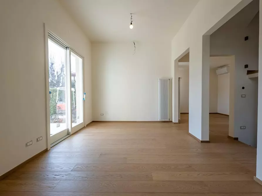 Immagine 6 di Villa in vendita  a Forte Dei Marmi