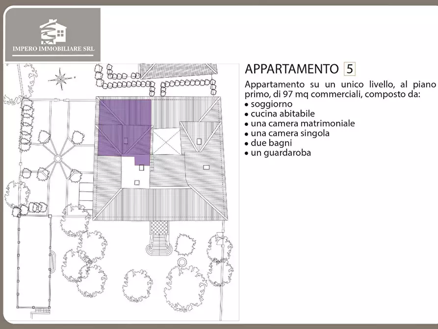 Immagine 27 di Appartamento in vendita  a Siena