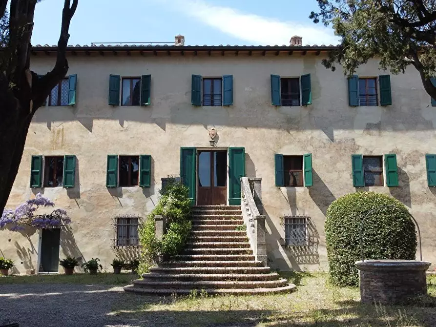 Immagine 20 di Mansarda in vendita  a Siena