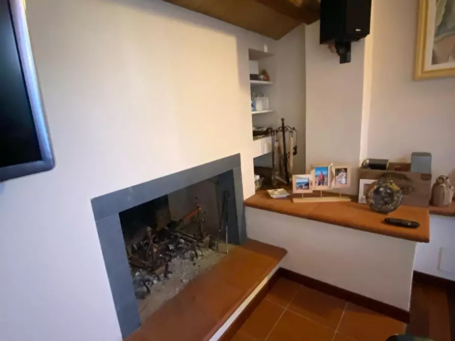 Immagine 28 di Appartamento in vendita  a Viareggio