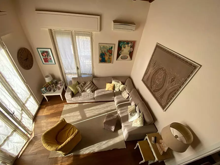 Immagine 3 di Appartamento in vendita  a Viareggio