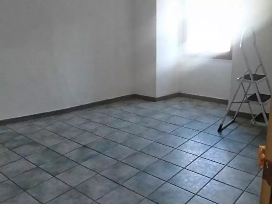 Immagine 14 di Appartamento in vendita  a Massa