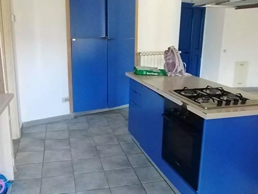 Immagine 6 di Appartamento in vendita  a Massa