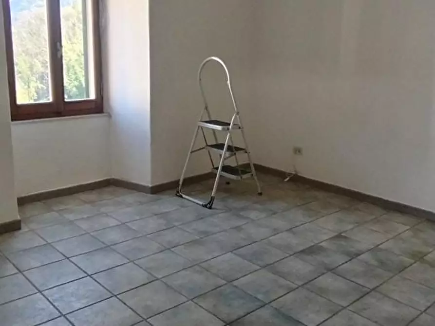 Immagine 12 di Appartamento in vendita  a Massa