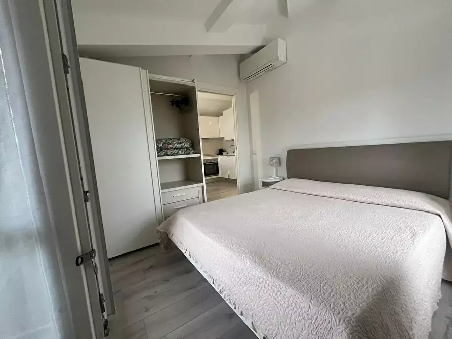 Immagine 4 di Appartamento in vendita  a Forte Dei Marmi