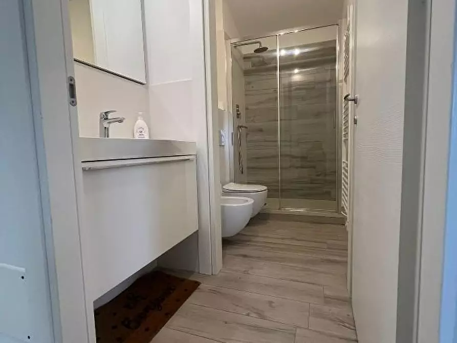 Immagine 10 di Appartamento in vendita  a Forte Dei Marmi