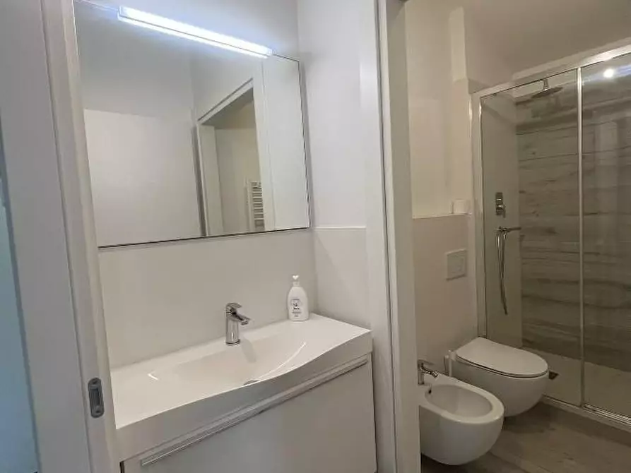 Immagine 9 di Appartamento in vendita  a Forte Dei Marmi