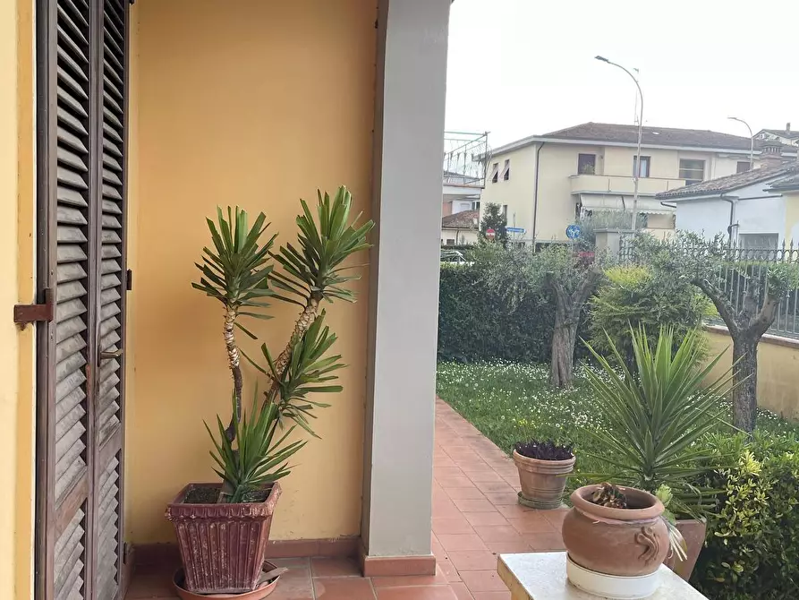 Immagine 30 di Casa indipendente in vendita  a Fucecchio