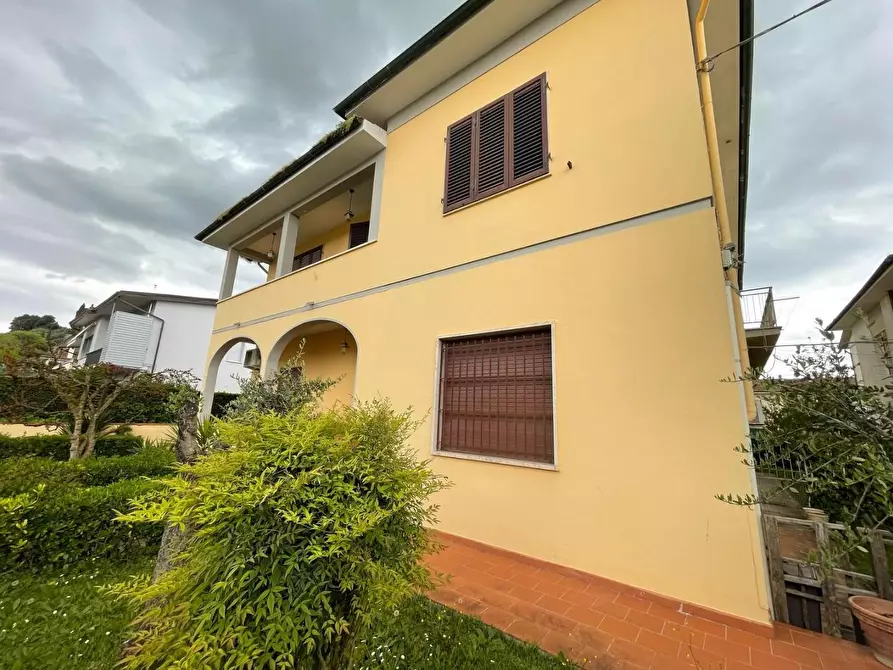 Immagine 31 di Casa indipendente in vendita  a Fucecchio