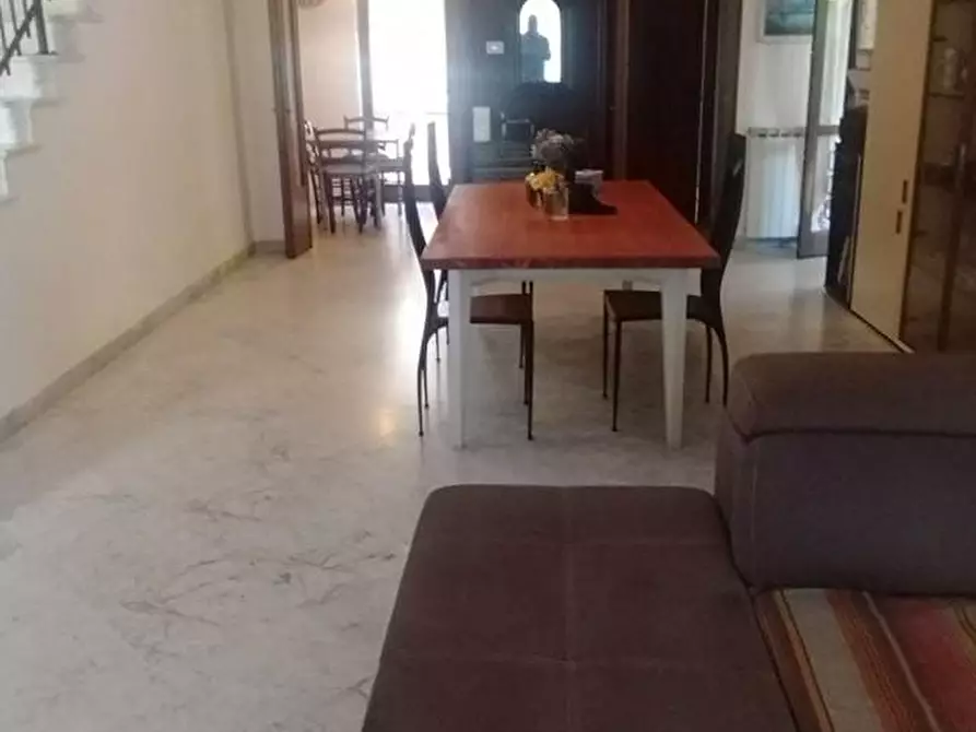 Immagine 10 di Casa indipendente in vendita  a Massa