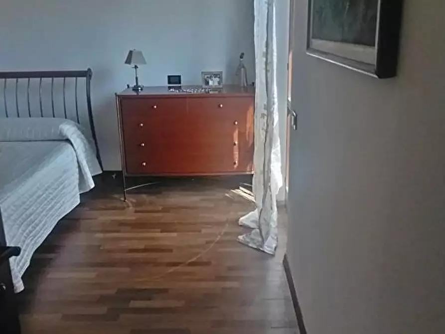 Immagine 28 di Casa indipendente in vendita  a Massa