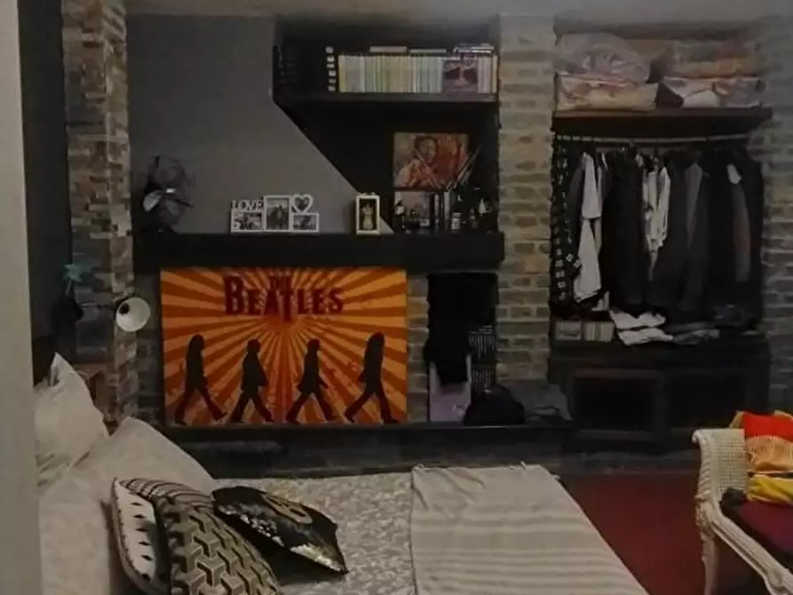 Immagine 33 di Casa indipendente in vendita  a Massa