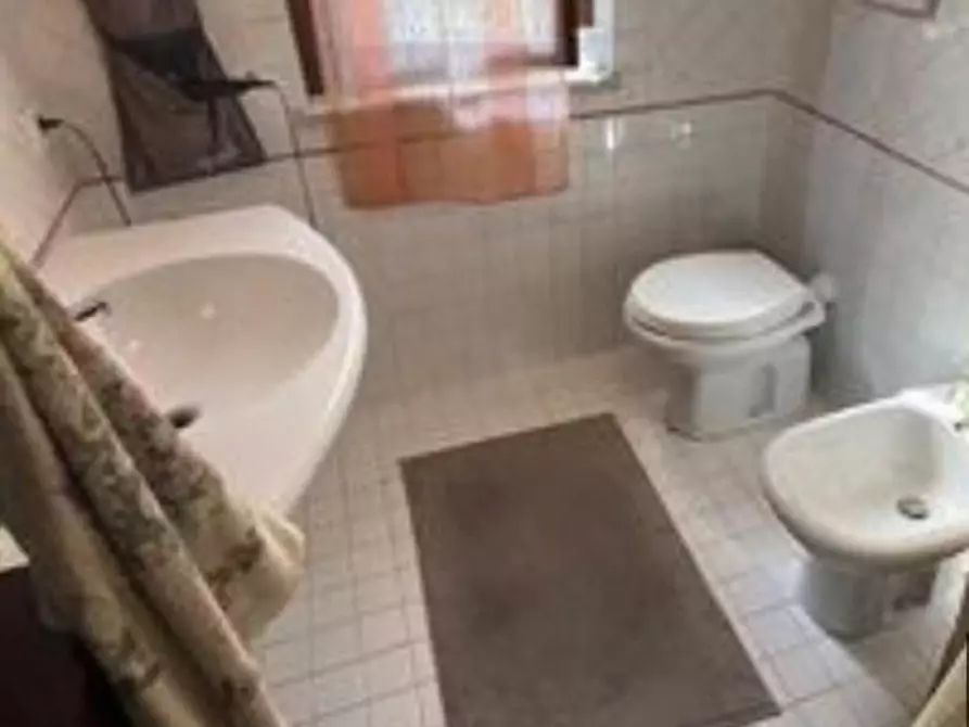 Immagine 38 di Casa indipendente in vendita  a Massa