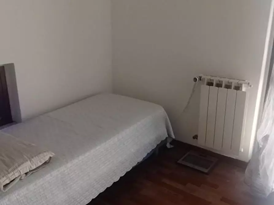 Immagine 21 di Casa indipendente in vendita  a Massa