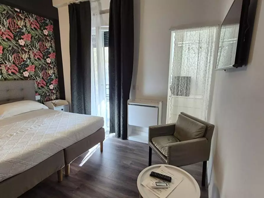 Immagine 28 di Villa in vendita  a Viareggio