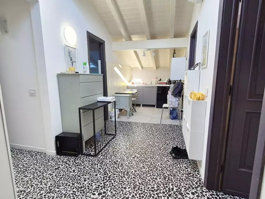 Immagine 62 di Villa in vendita  a Viareggio