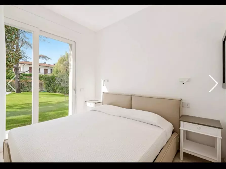 Immagine 13 di Villa in affitto  a Forte Dei Marmi