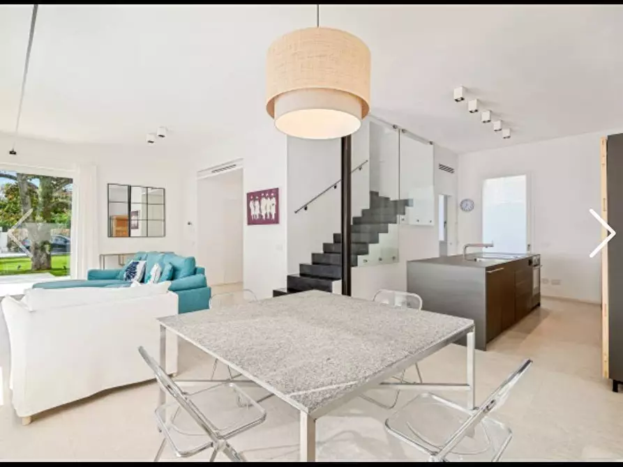 Immagine 8 di Villa in affitto  a Forte Dei Marmi