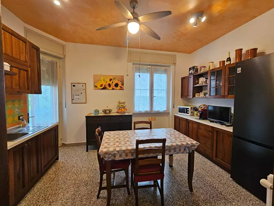 Immagine 1 di Appartamento in vendita  a Collesalvetti