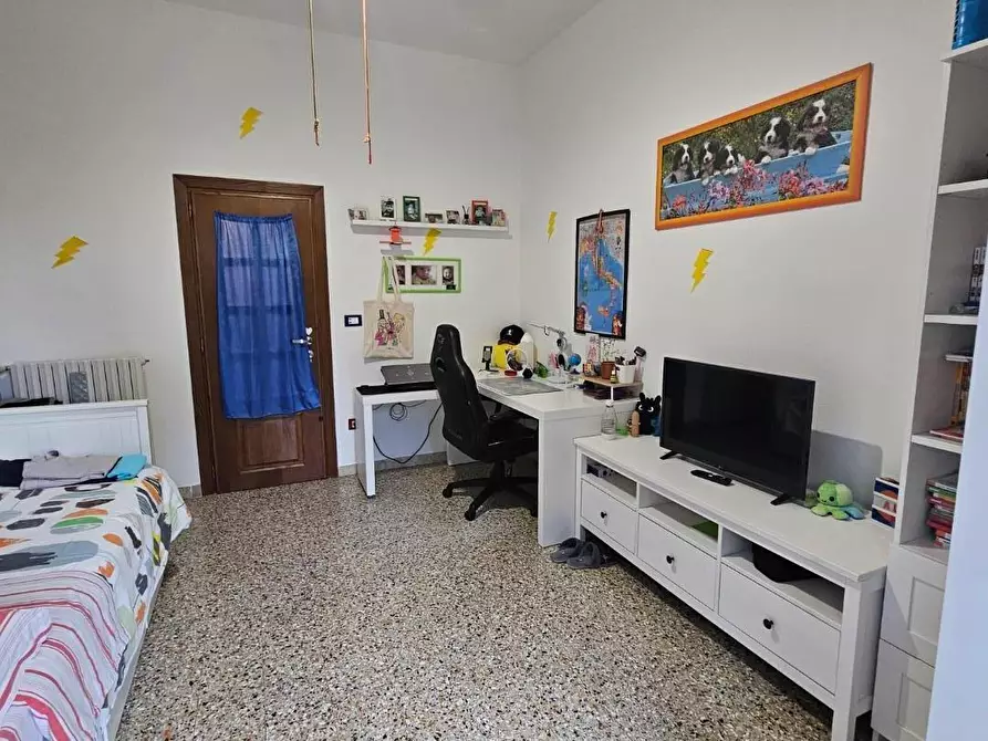 Immagine 22 di Appartamento in vendita  a Collesalvetti