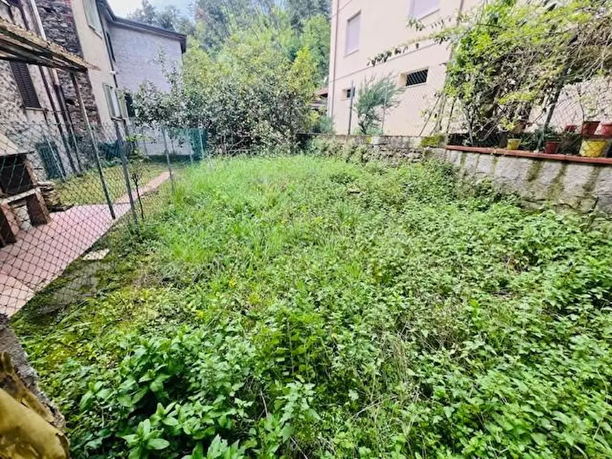 Immagine 6 di Appartamento in vendita  a Montignoso