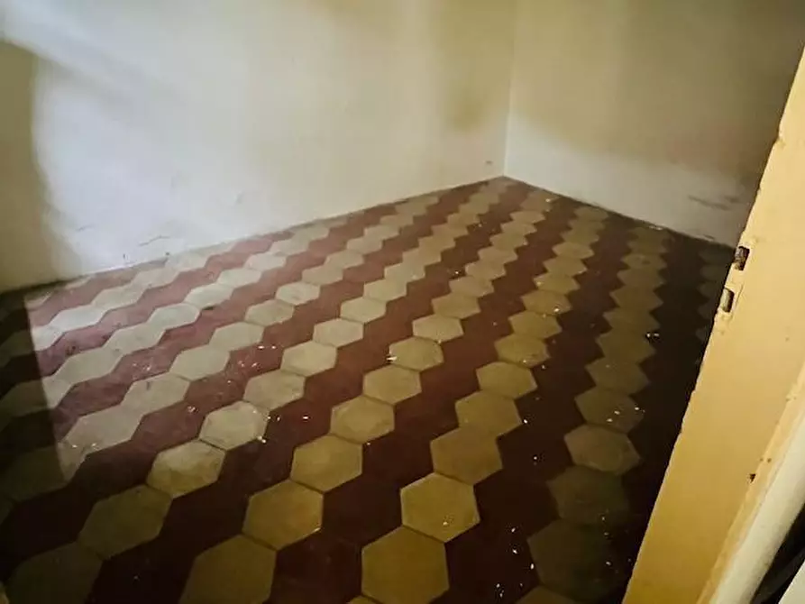 Immagine 15 di Appartamento in vendita  a Montignoso