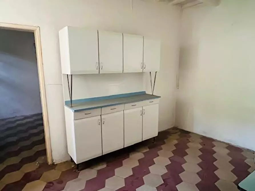 Immagine 11 di Appartamento in vendita  a Montignoso