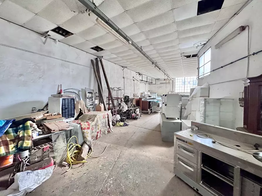 Immagine 1 di Attività artigianale in vendita  a Vicopisano