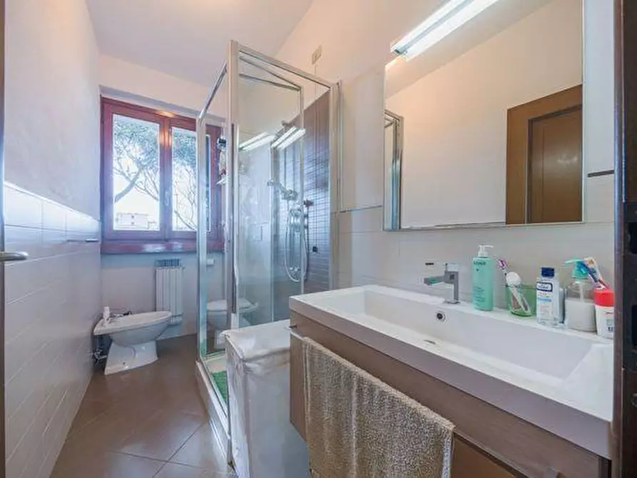 Immagine 17 di Villetta a schiera in vendita  a Massa