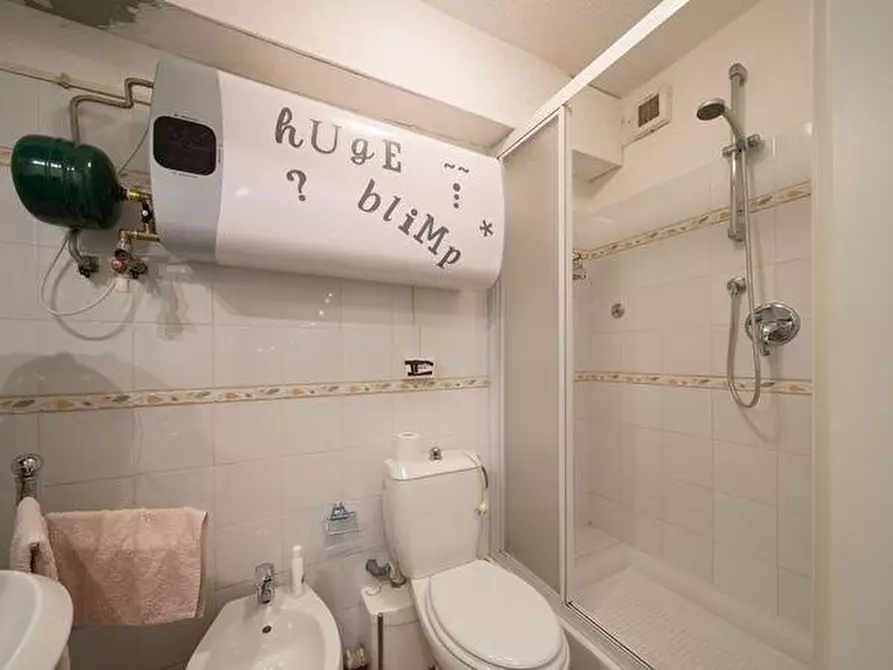 Immagine 20 di Villetta a schiera in vendita  a Massa