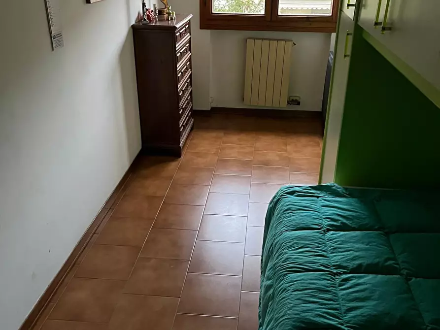 Immagine 14 di Appartamento in vendita  a Massa