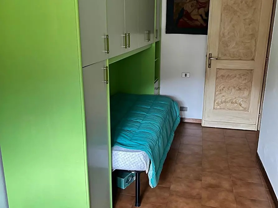 Immagine 13 di Appartamento in vendita  a Massa