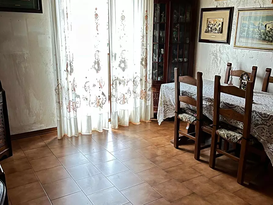 Immagine 6 di Appartamento in vendita  a Massa