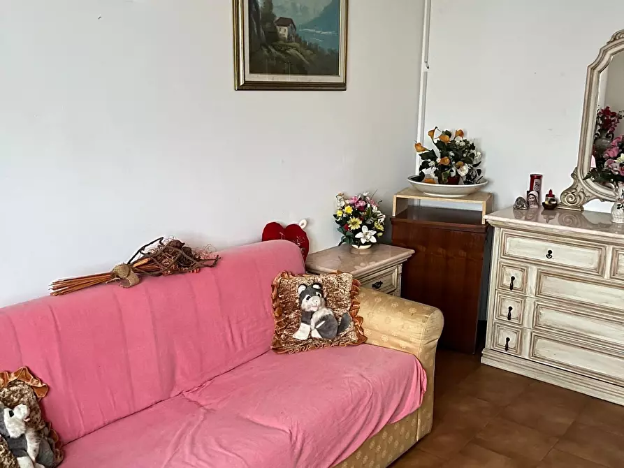 Immagine 10 di Appartamento in vendita  a Massa