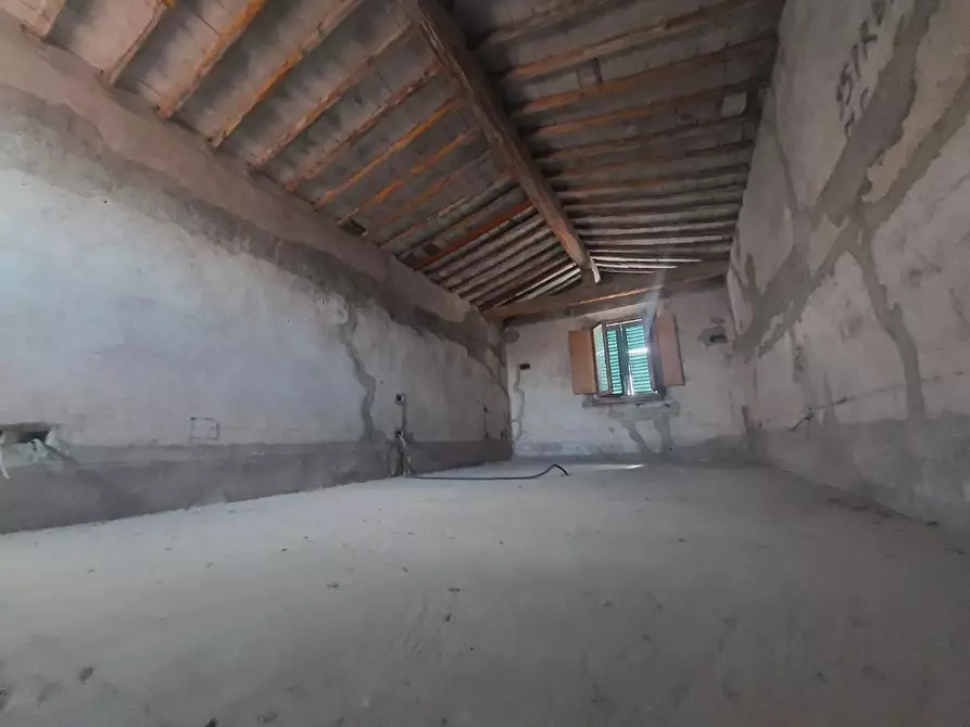 Immagine 10 di Appartamento in vendita  a Castelfranco Di Sotto