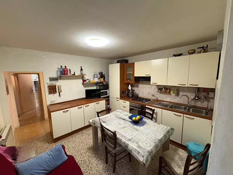 Immagine 1 di Appartamento in vendita  a Fucecchio